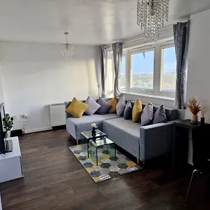  Apartment 1-bedroom Flat Close To Manchester Airport